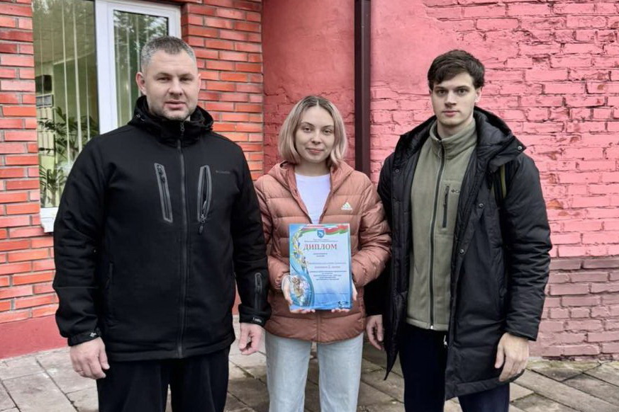 Команда пловцов-любителей Жлобинской ЦРБ завоевала "серебро" в районных соревнованиях